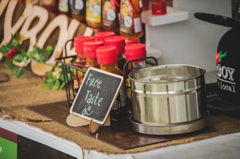 Free Is a Lifestyle Here: Hunting Down Tojinmachi's Best Giveaways, Samples, and Bulletin Board Gold